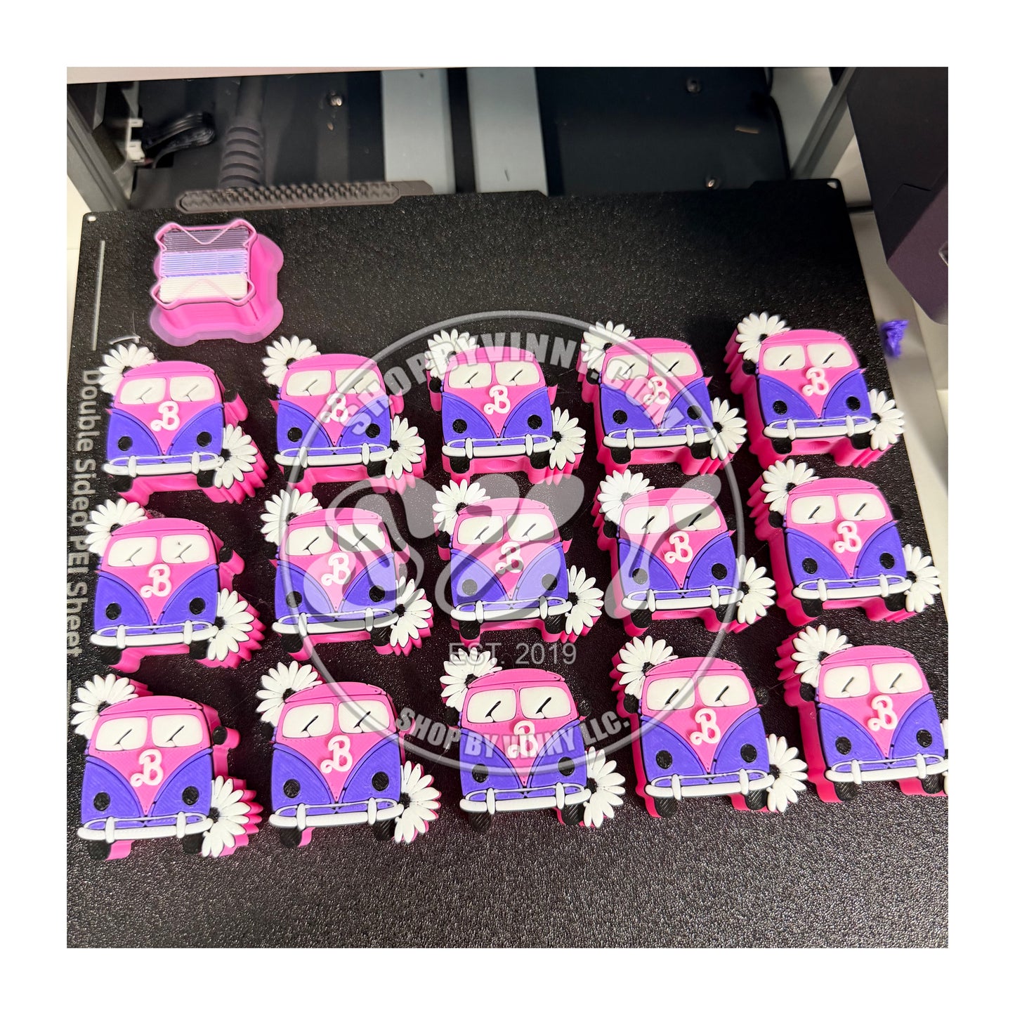 BARBIE WAGON - STRAW TOPPERS